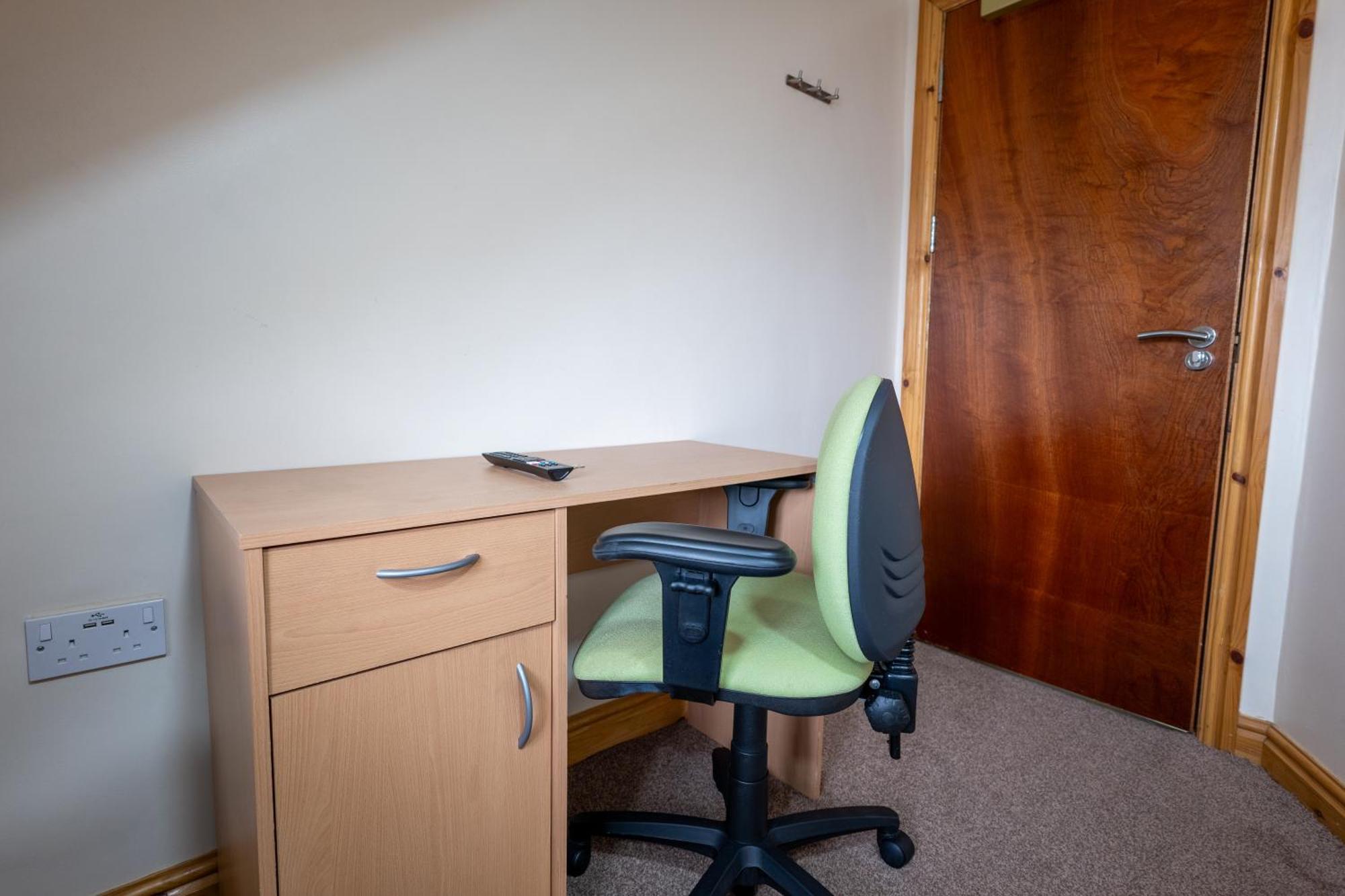 Private Rooms With Private Bathrooms In Selly Oak Бирмингем Экстерьер фото