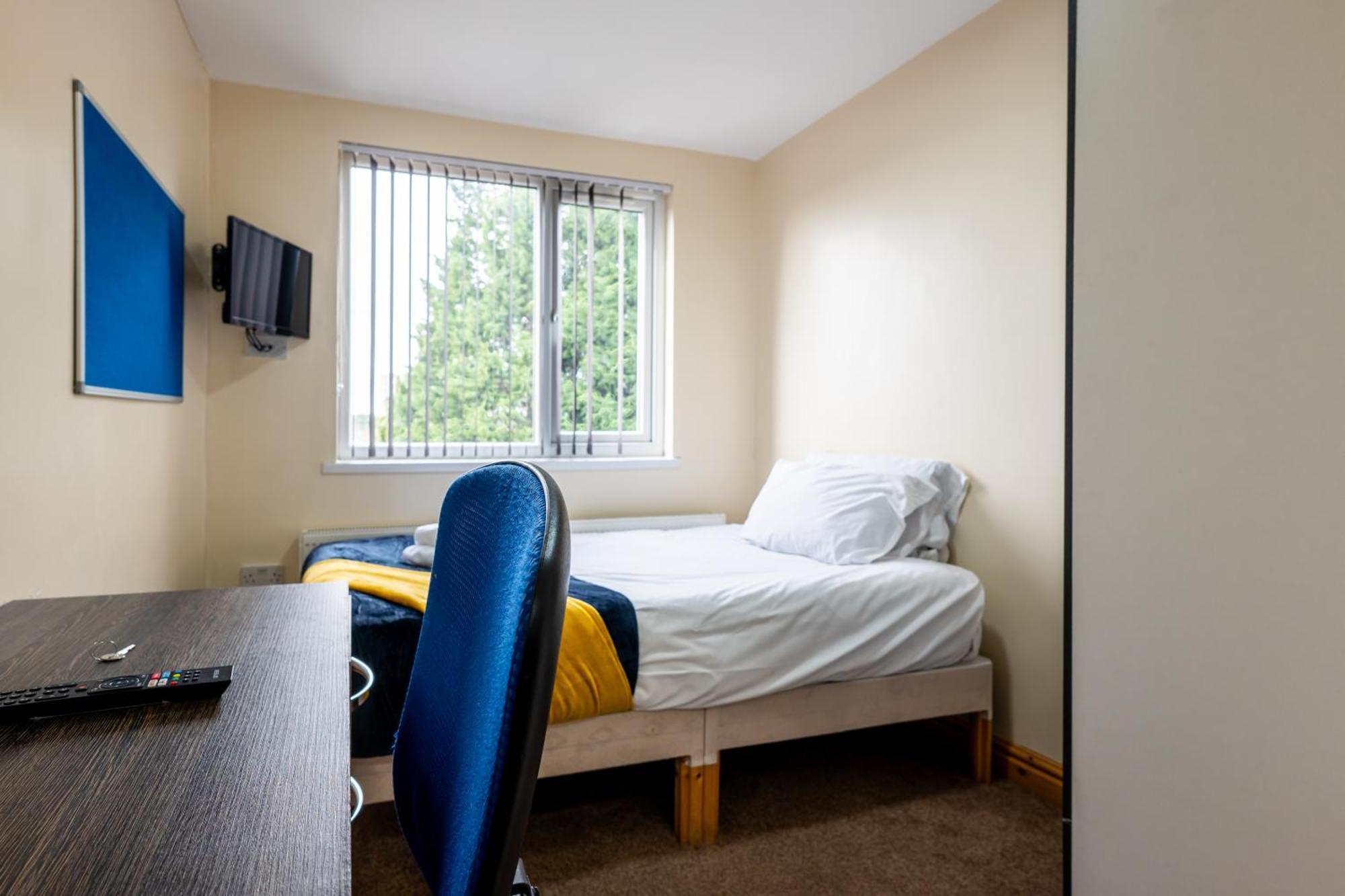 Private Rooms With Private Bathrooms In Selly Oak Бирмингем Экстерьер фото